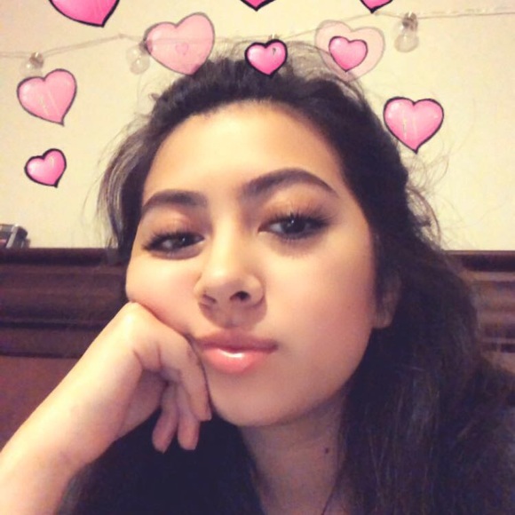 Meet your Posher, Ivana - Picture 1 of 1